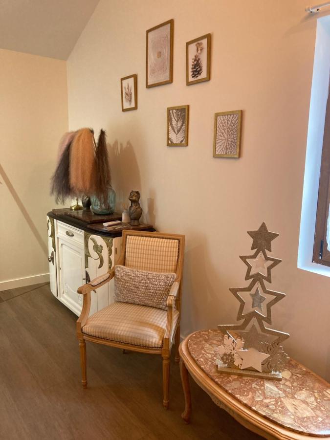 Le Carrosse, La Diligence, Centre Saint Jean De Losne Tarif 2Pers 1 Chambre, Tarif 4 Pers 2 Chambres Екстер'єр фото